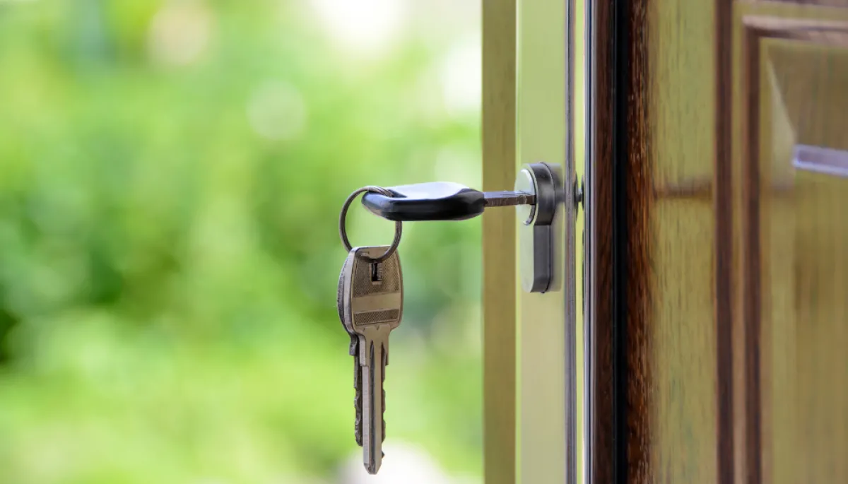 Sécuriser sa résidence secondaire à Pornic : le rôle clé du serrurier